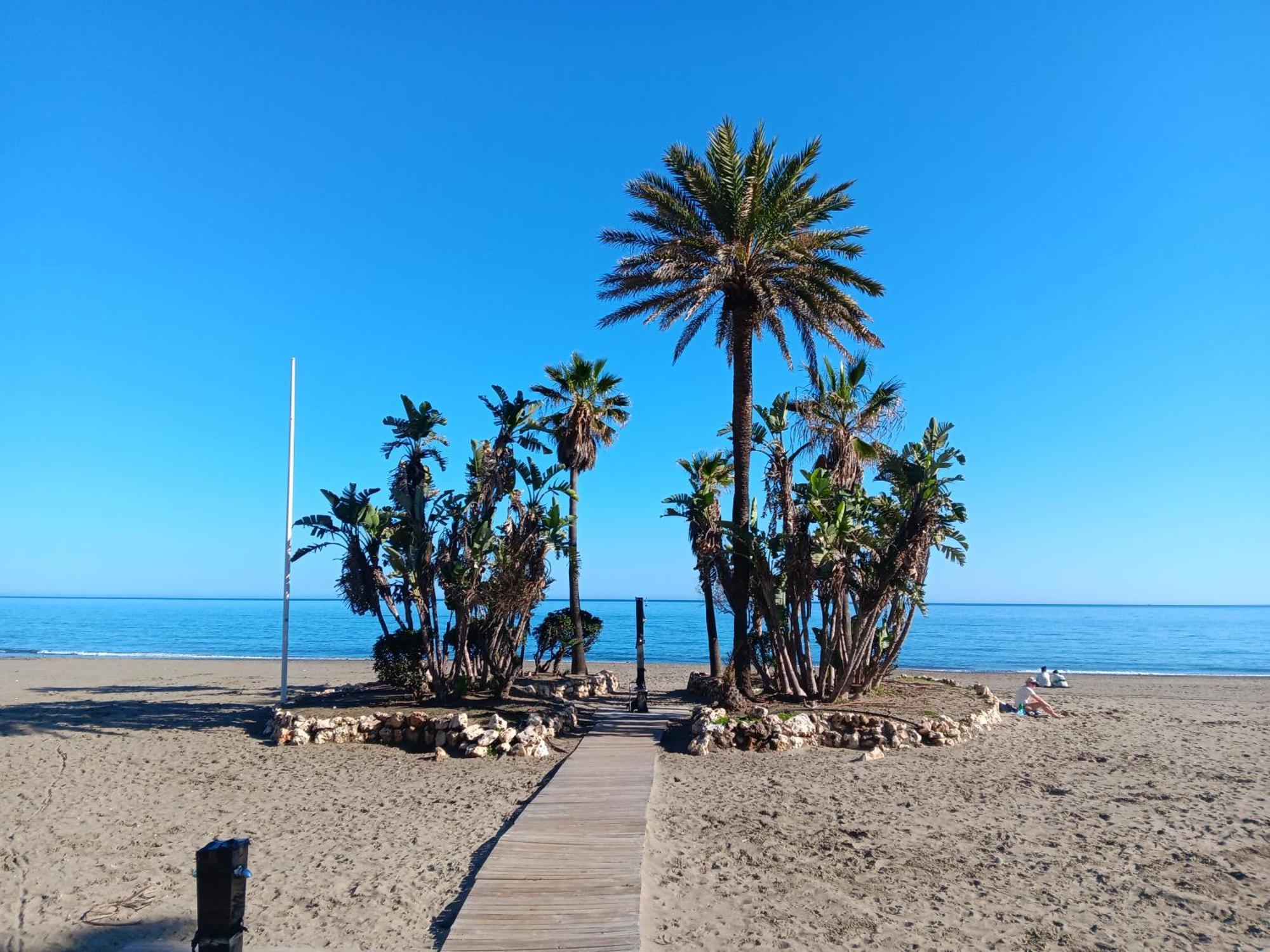 Alojamiento Iberia Playa Estepona Eksteriør billede