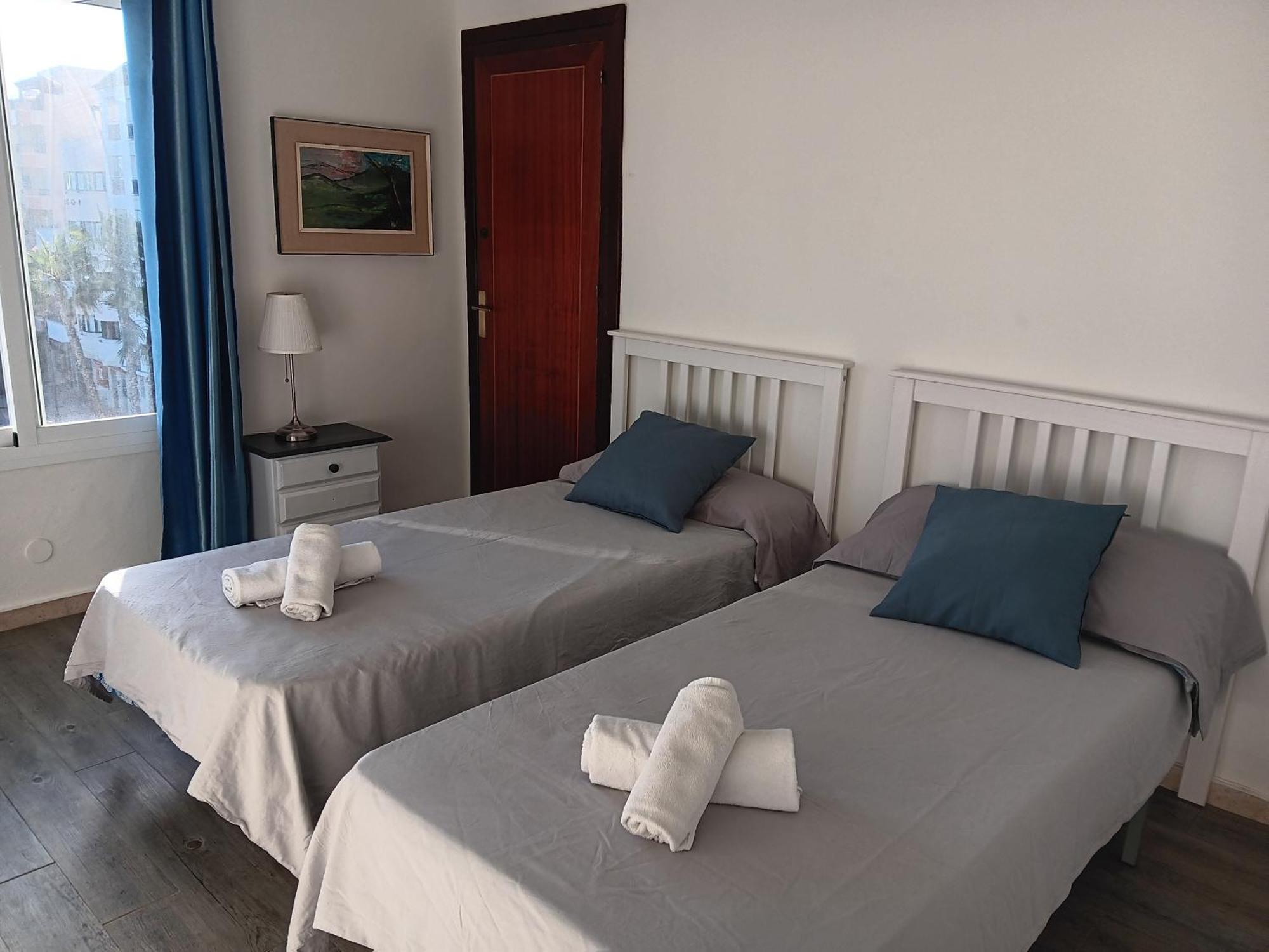 Alojamiento Iberia Playa Estepona Eksteriør billede