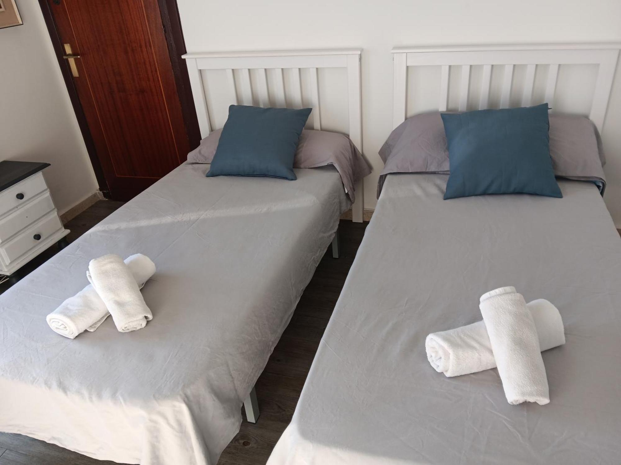 Alojamiento Iberia Playa Estepona Eksteriør billede