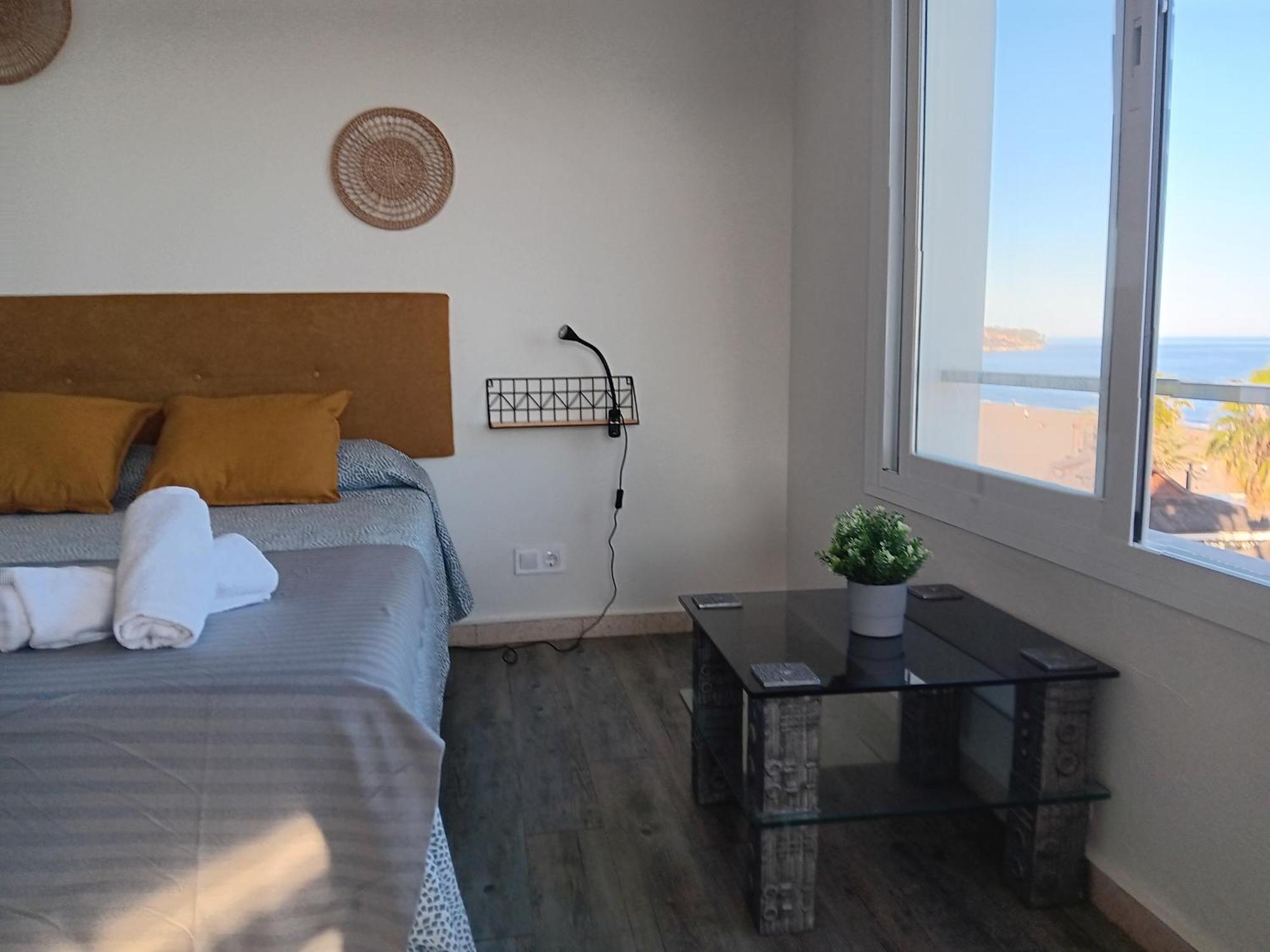 Alojamiento Iberia Playa Estepona Eksteriør billede